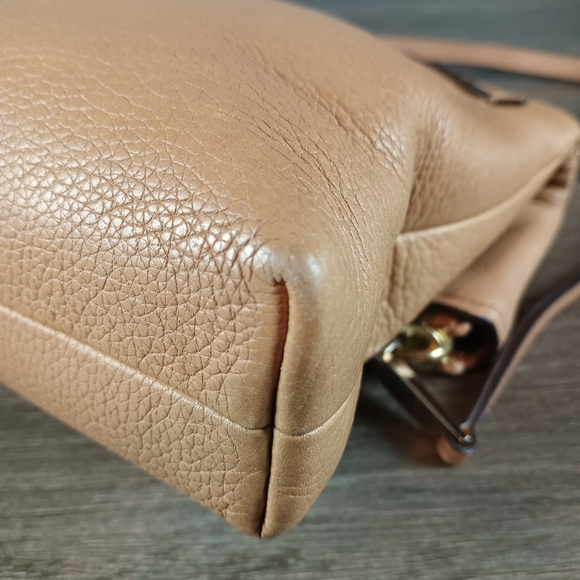 Coach Urbane Shoulder Bag No.C1420-32504 in Camel - Picture 4 of 11